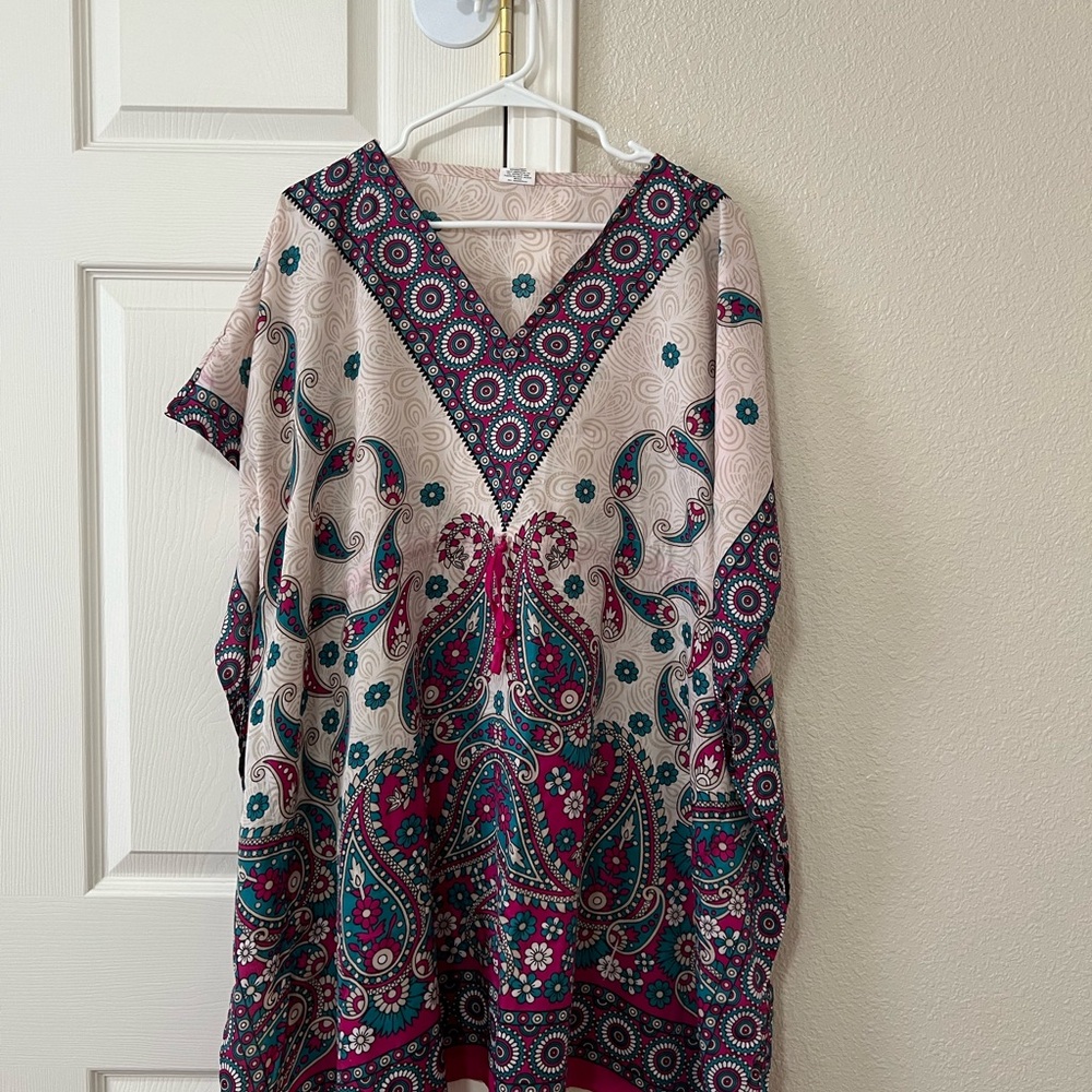 Women’s bathing suit cover up-small/medium (36)